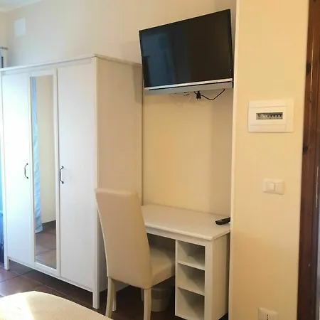 Oda ve Kahvaltı Il Palombaro 4*